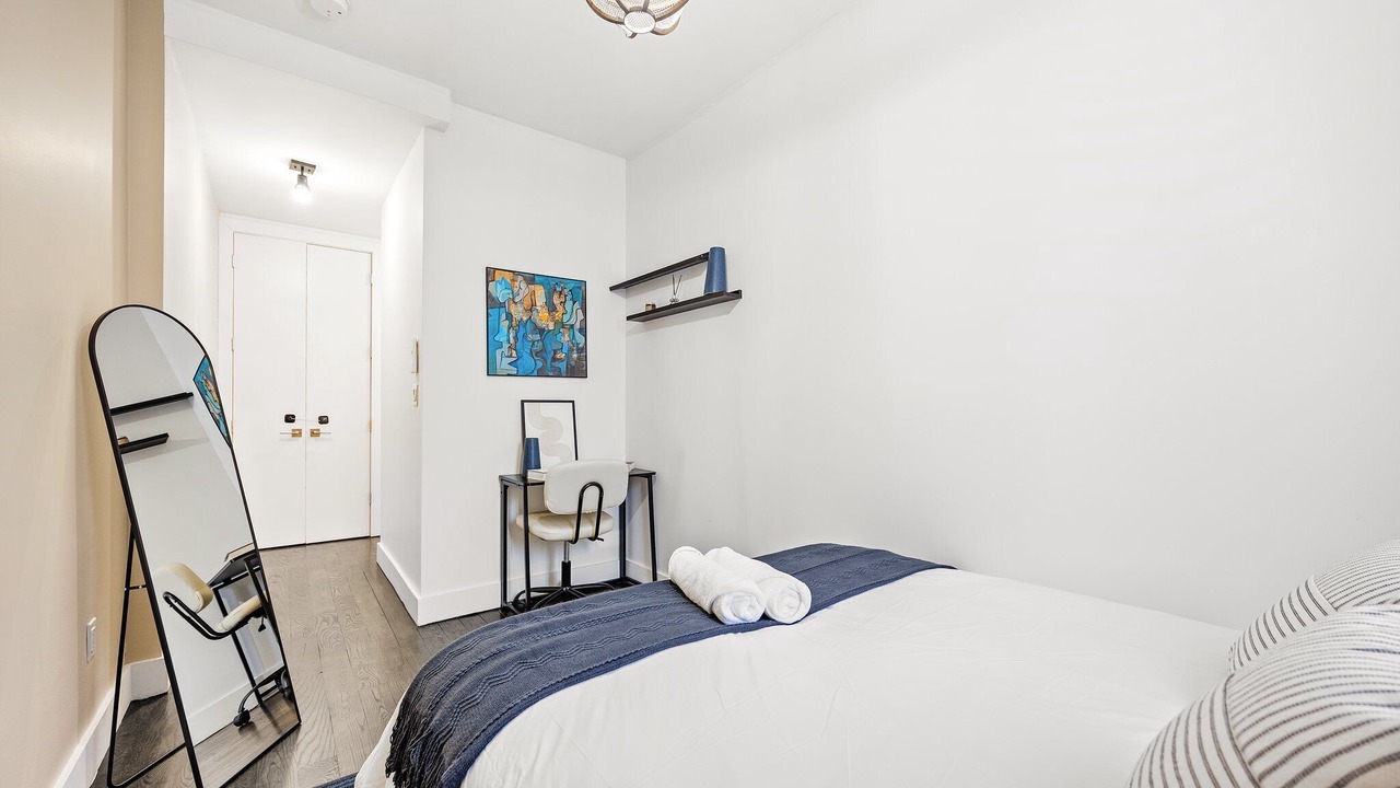 Photo of Bedroom in Williamsburg