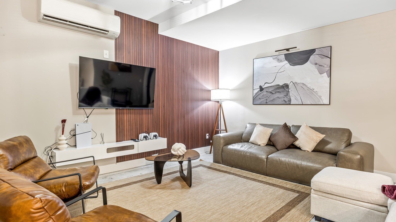 Photo of Livingroom in Williamsburg
