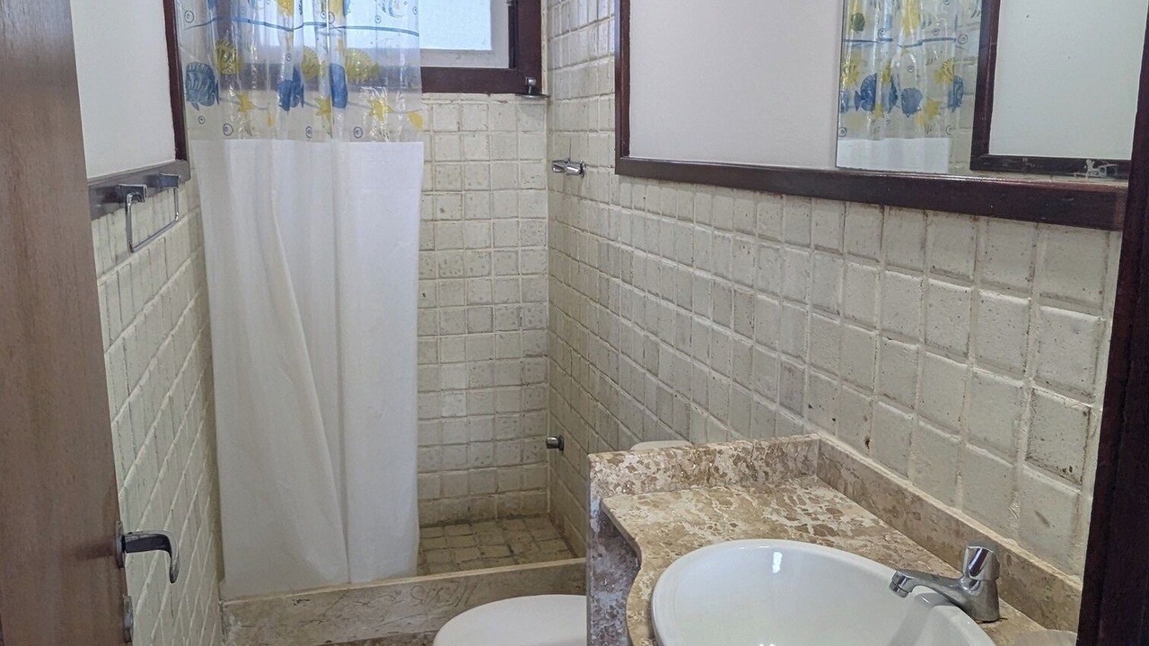 Photo of Bathroom in Praia Rasa