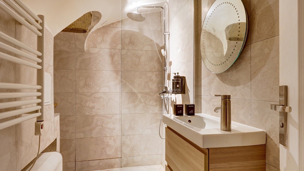 Photo of Bathroom in Porte-Saint-Martin