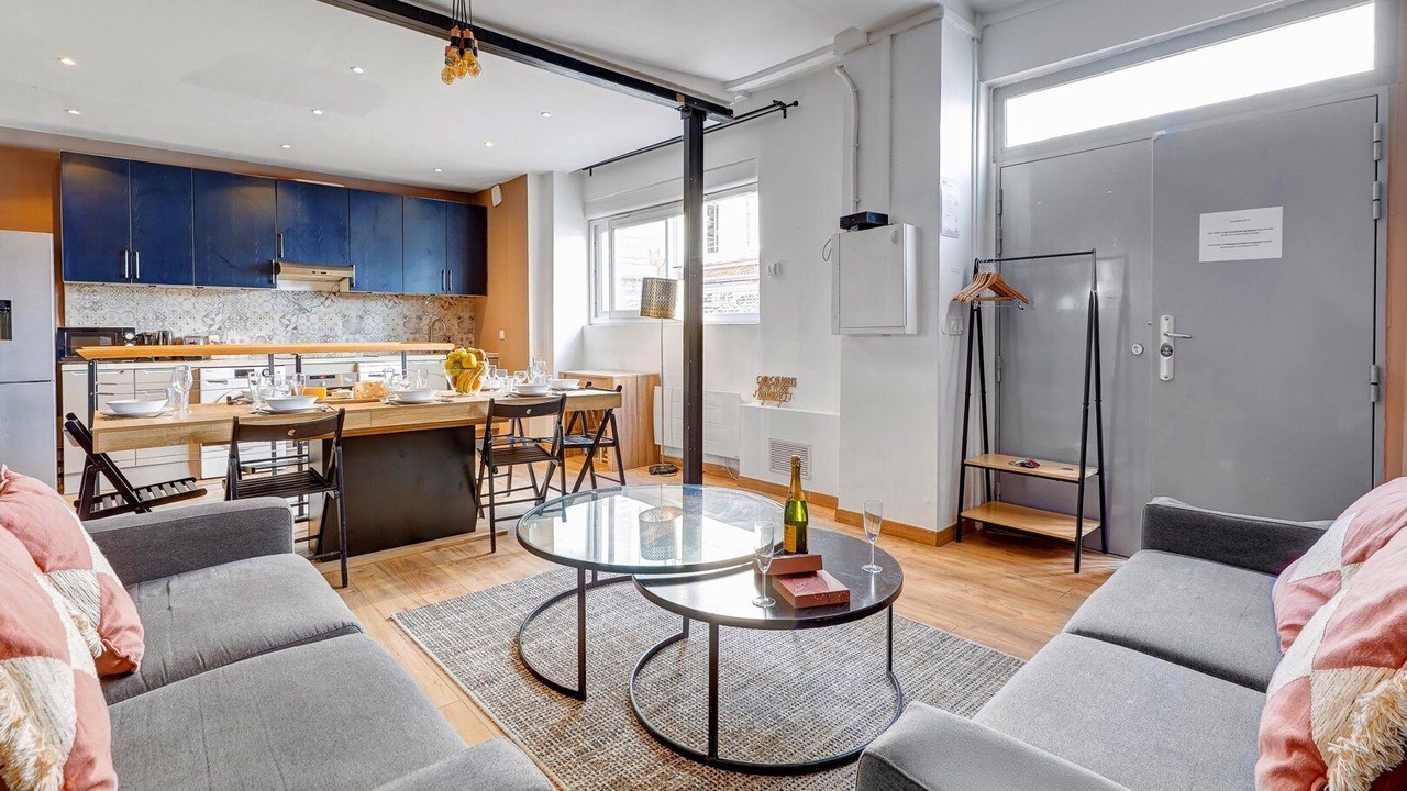 Photo of Livingroom in Porte-Saint-Martin