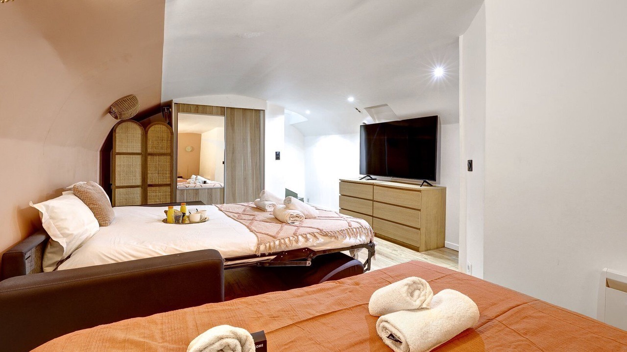 Photo of Bedroom in Porte-Saint-Martin