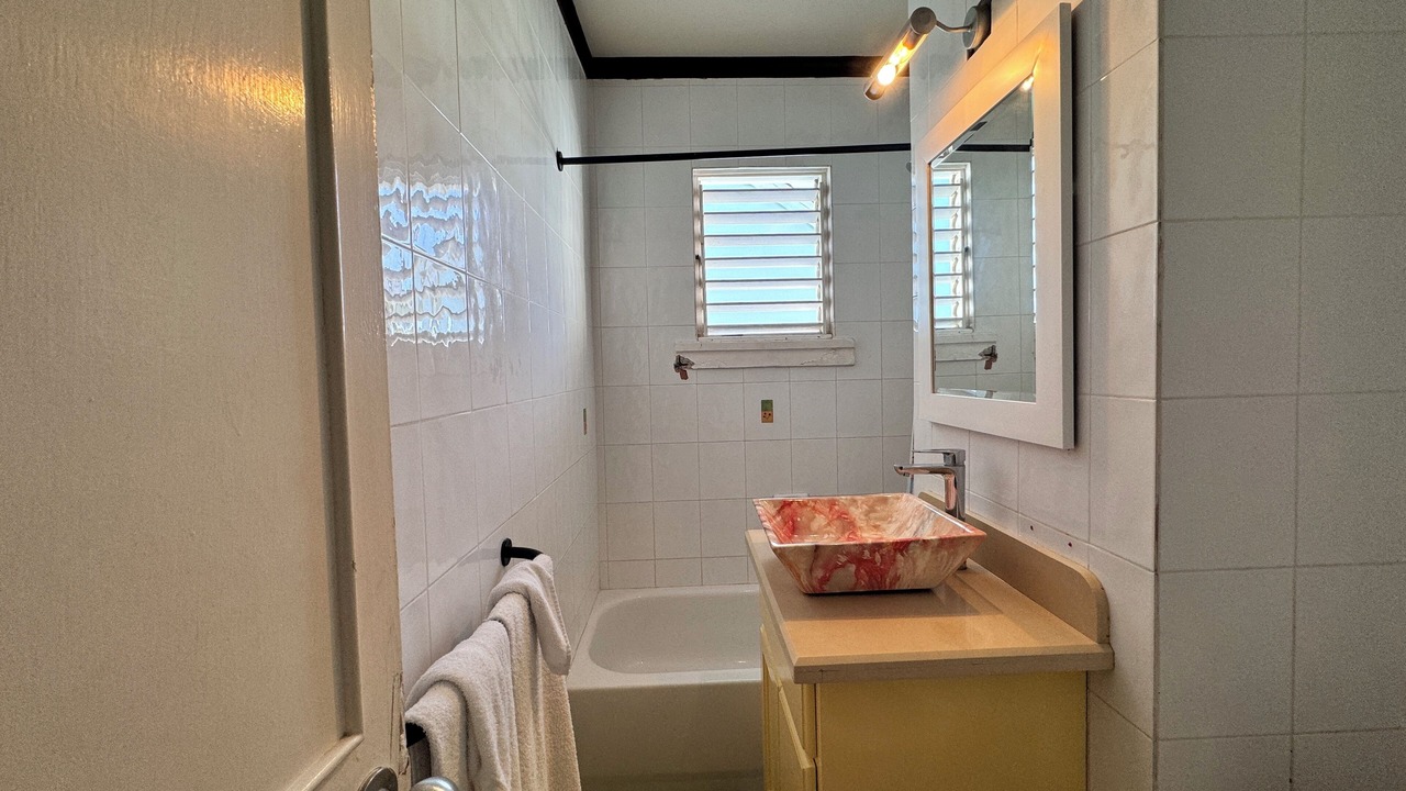 Photo of Bathroom in Orange Bay