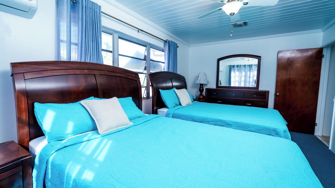 Photo of Bedroom in Spanish Wells