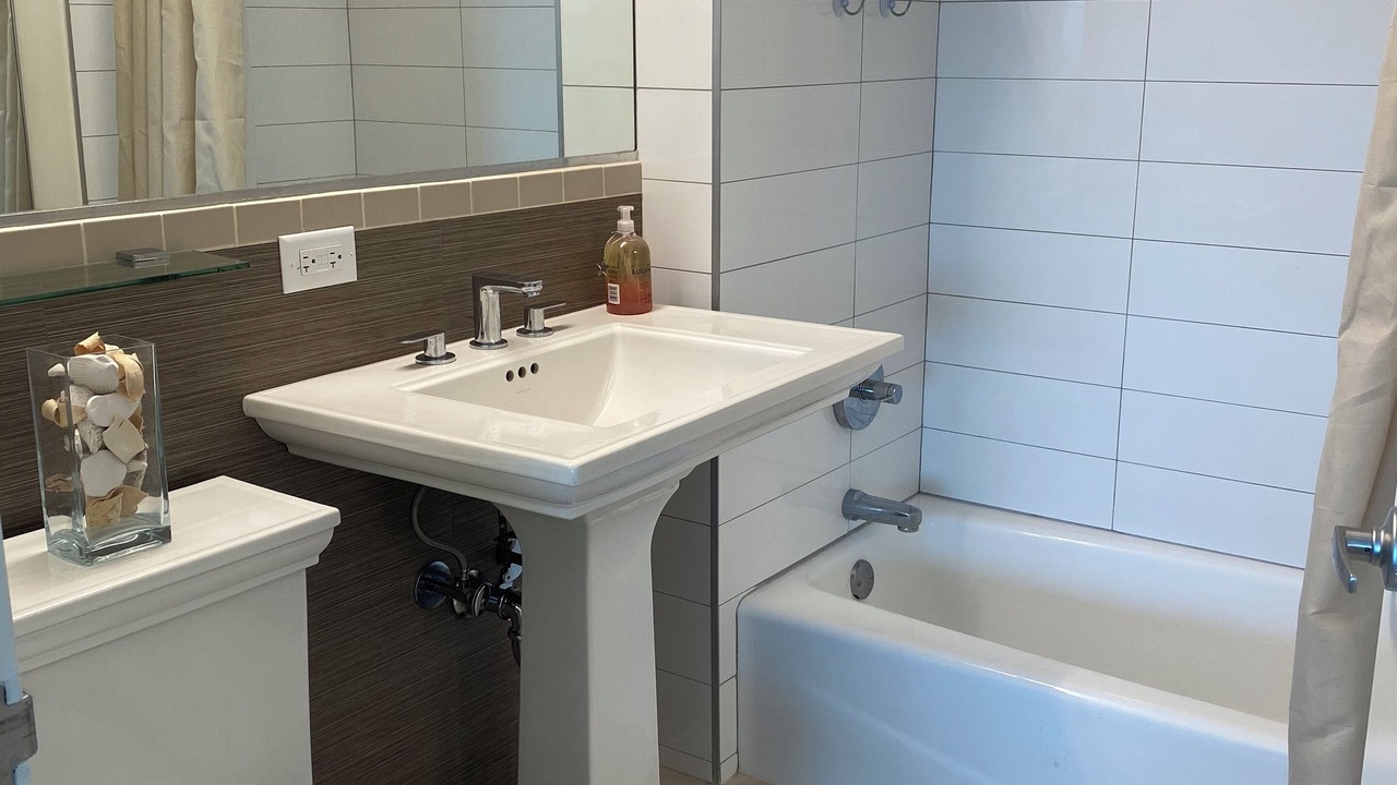Photo of Bathroom in Midtown South