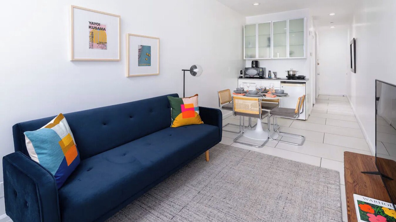 Photo of Livingroom in Midtown East