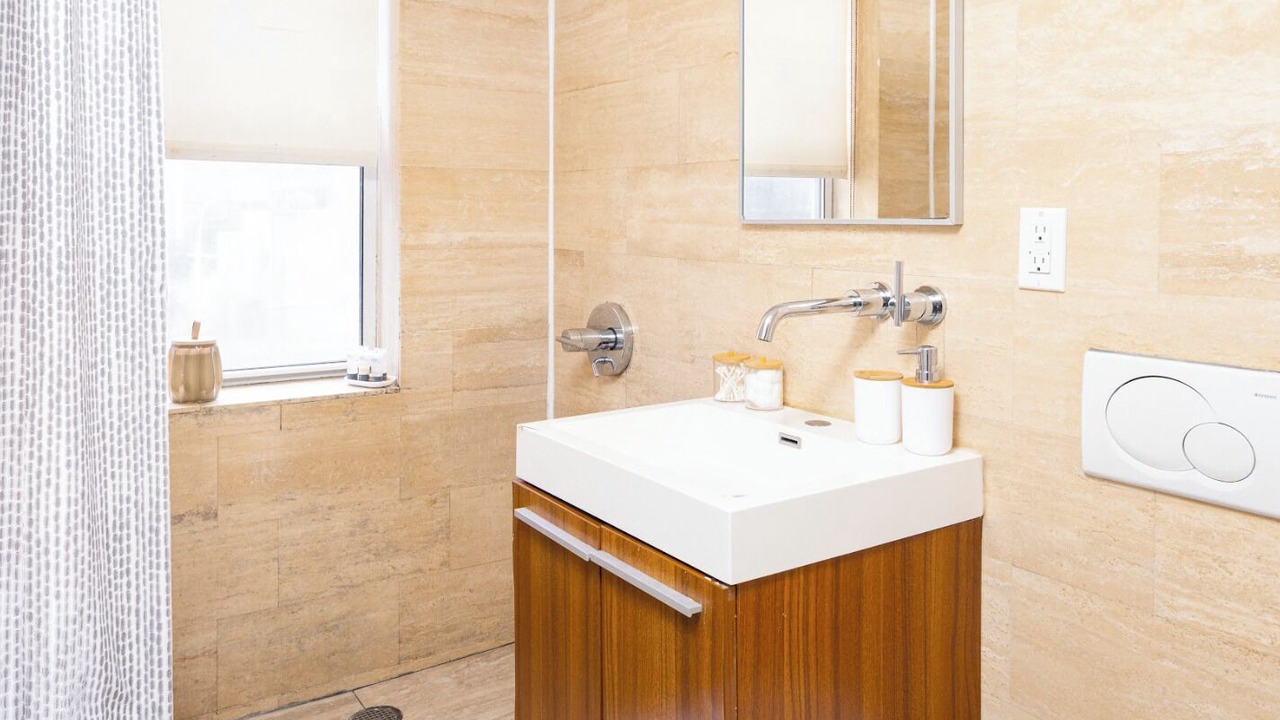 Photo of Bathroom in Turtle Bay