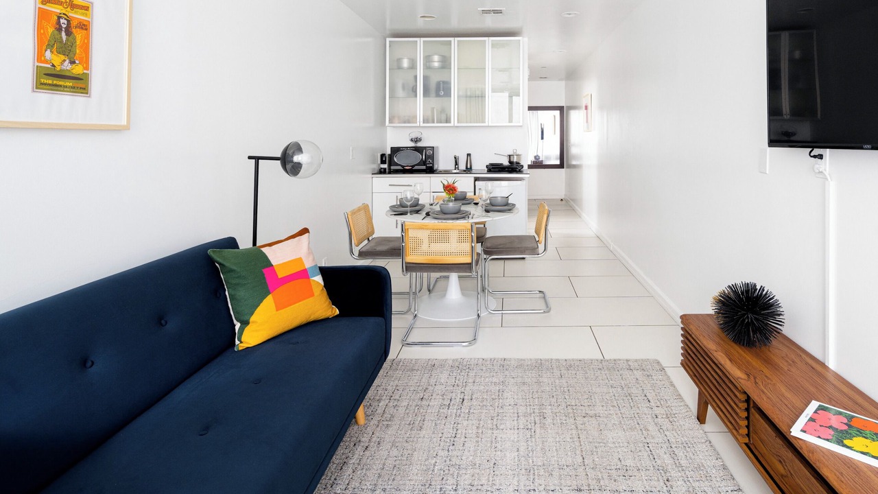 Photo of Livingroom in Turtle Bay