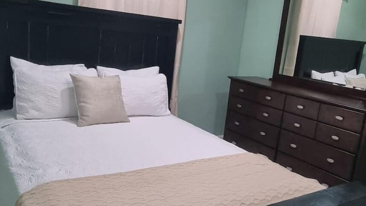 Photo of Bedroom in George Town