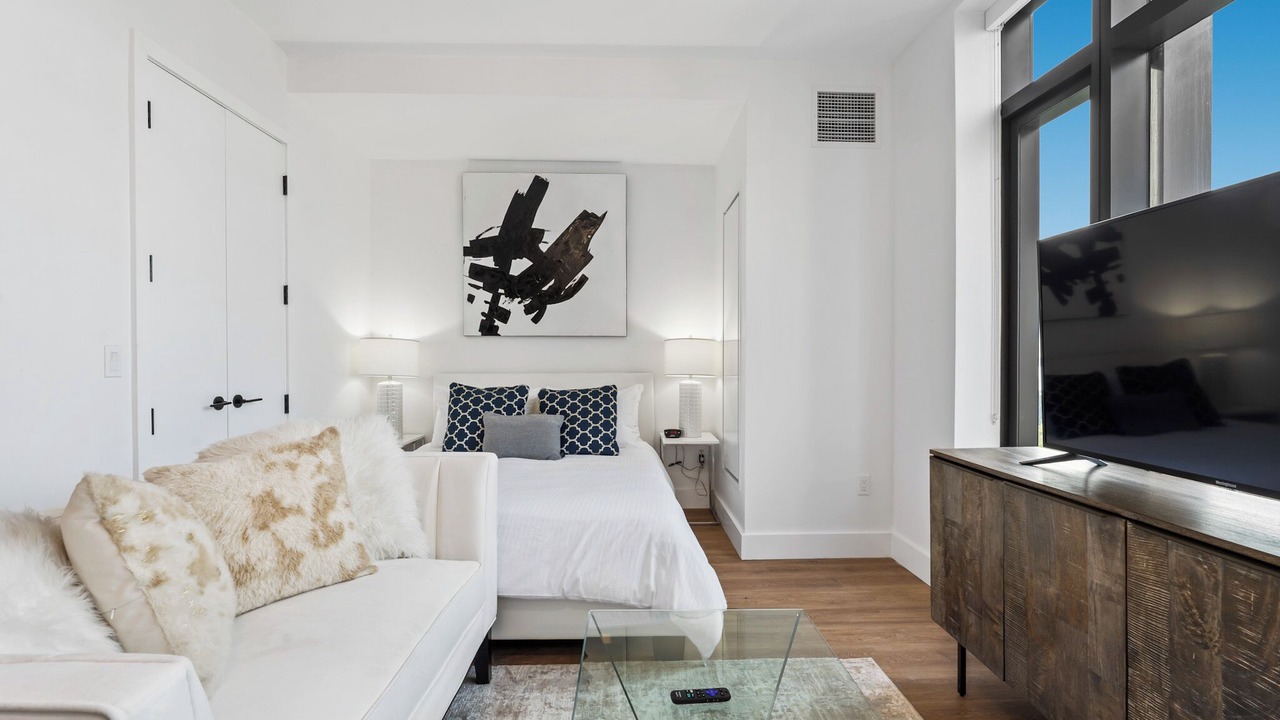Photo of Bedroom in Bath Beach