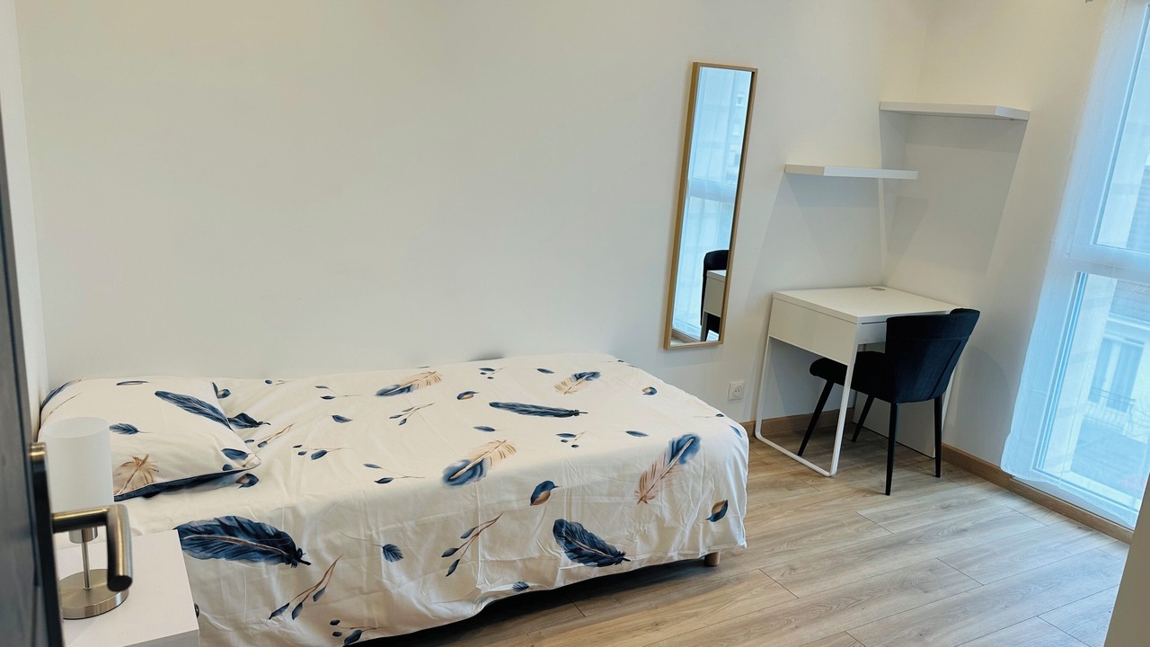 Photo of Bedroom in Antony