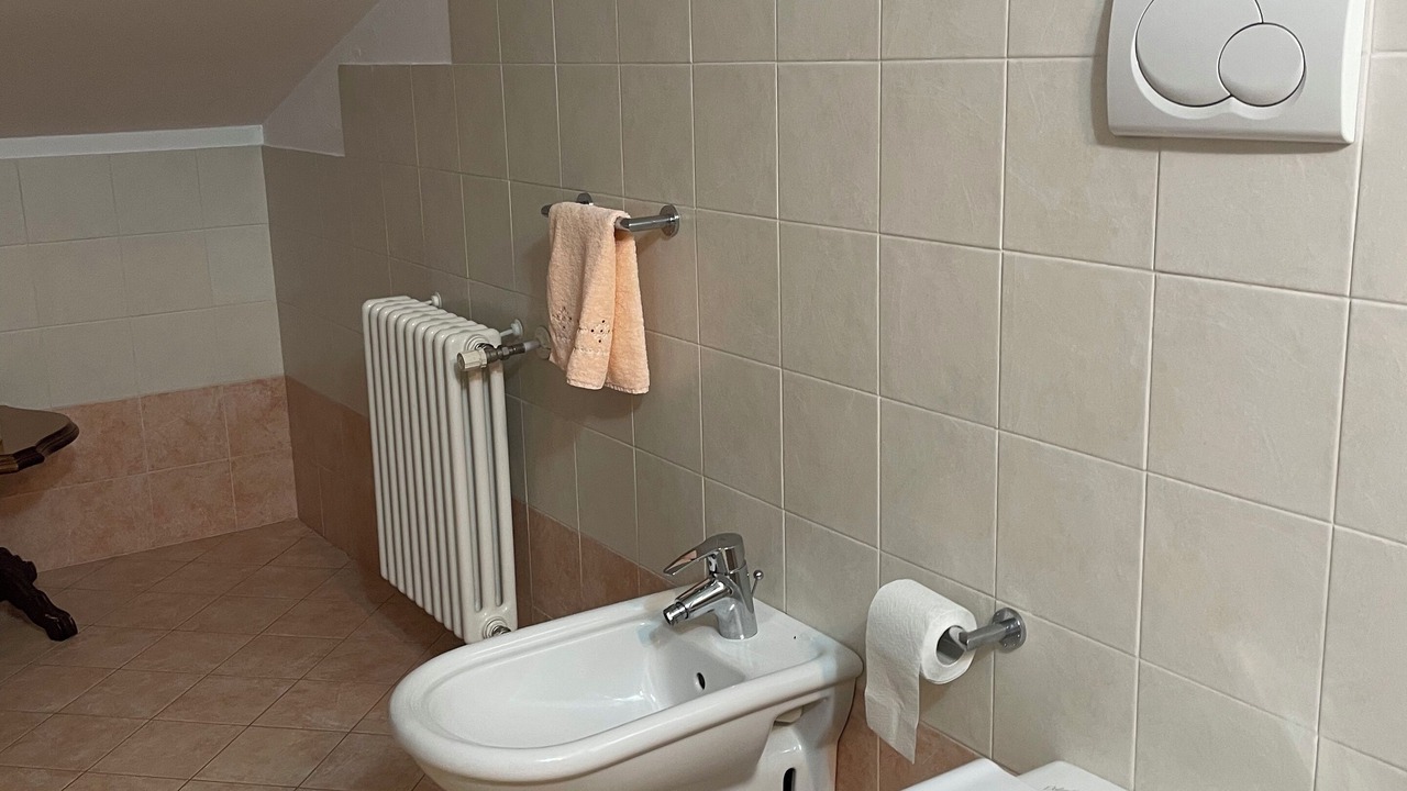 Photo of Bathroom in Ovest