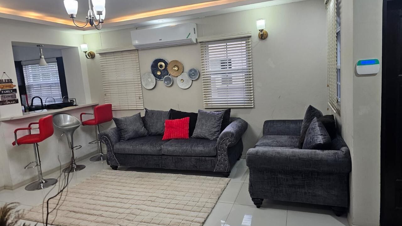 Photo of Livingroom in Kingston