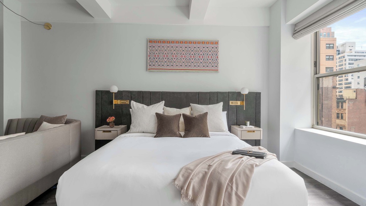 Photo of Bedroom in Financial District