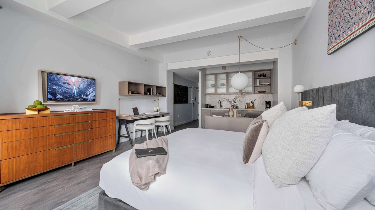 Photo of Bedroom in Financial District