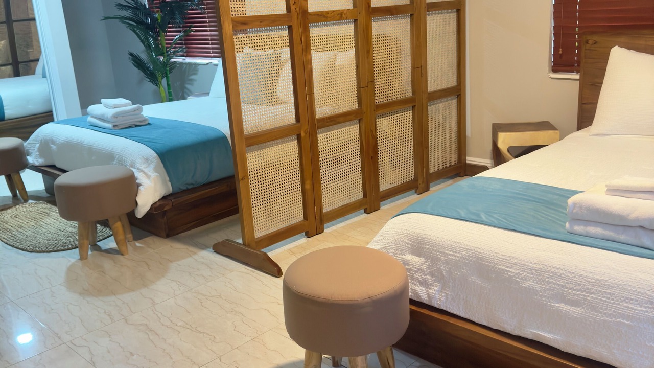 Photo of Bedroom in Bahamia West
