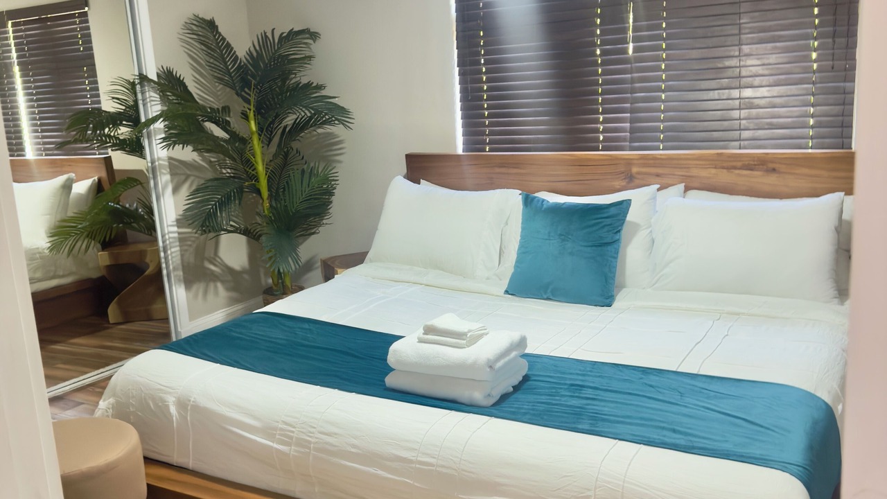 Photo of Bedroom in Bahamia West
