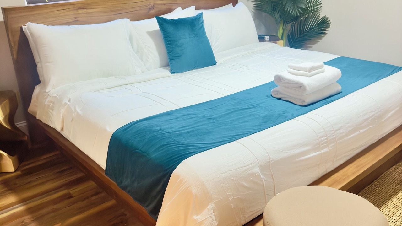 Photo of Bedroom in Bahamia West
