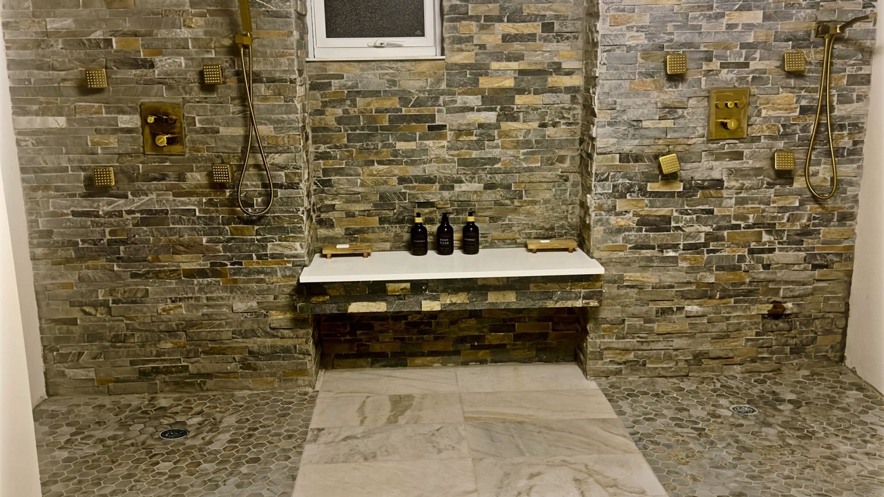 Photo of Bathroom in Bahamia West