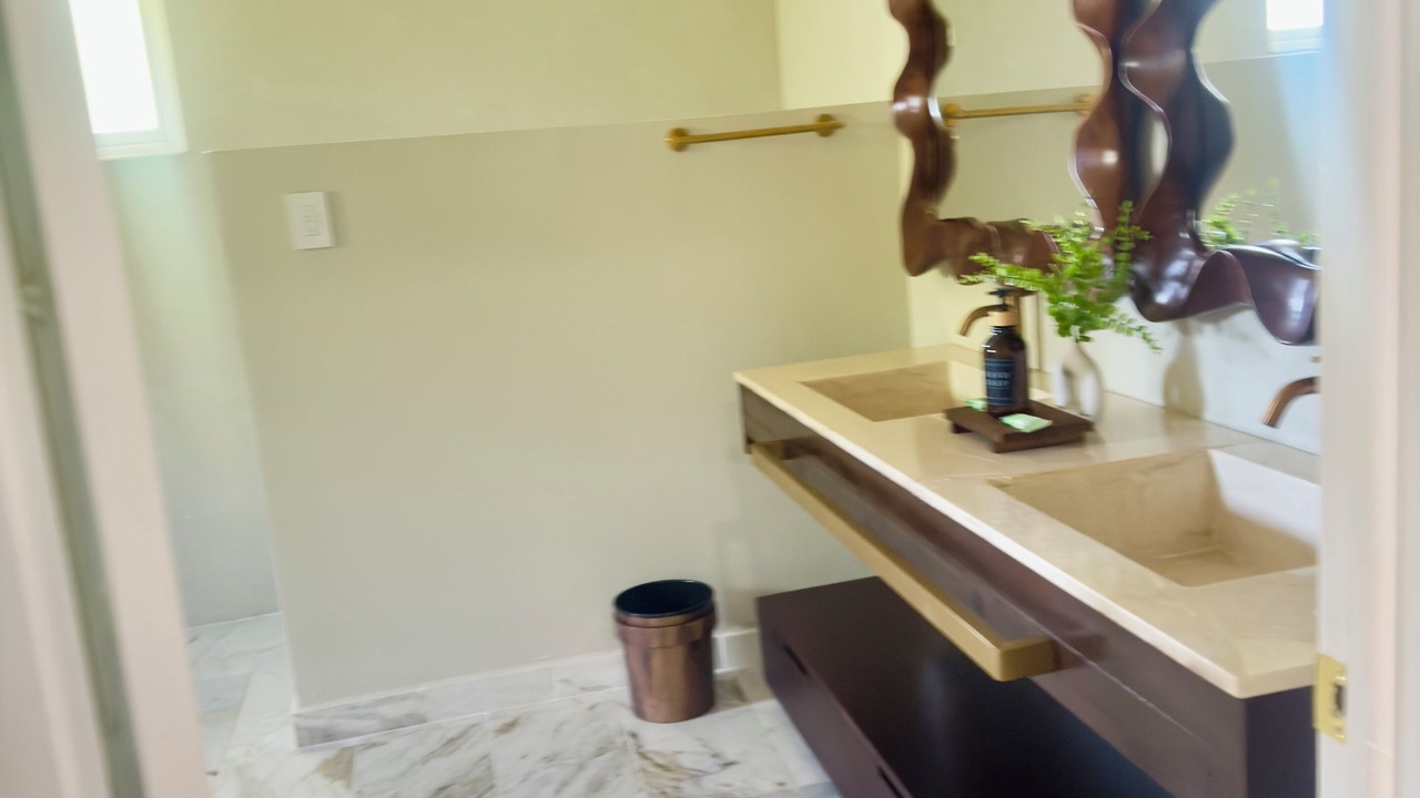 Photo of Bathroom in Bahamia West