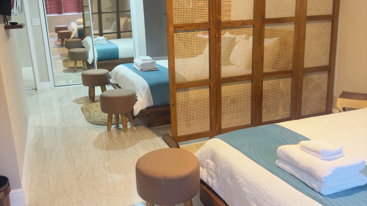 Photo of Bedroom in Bahamia West