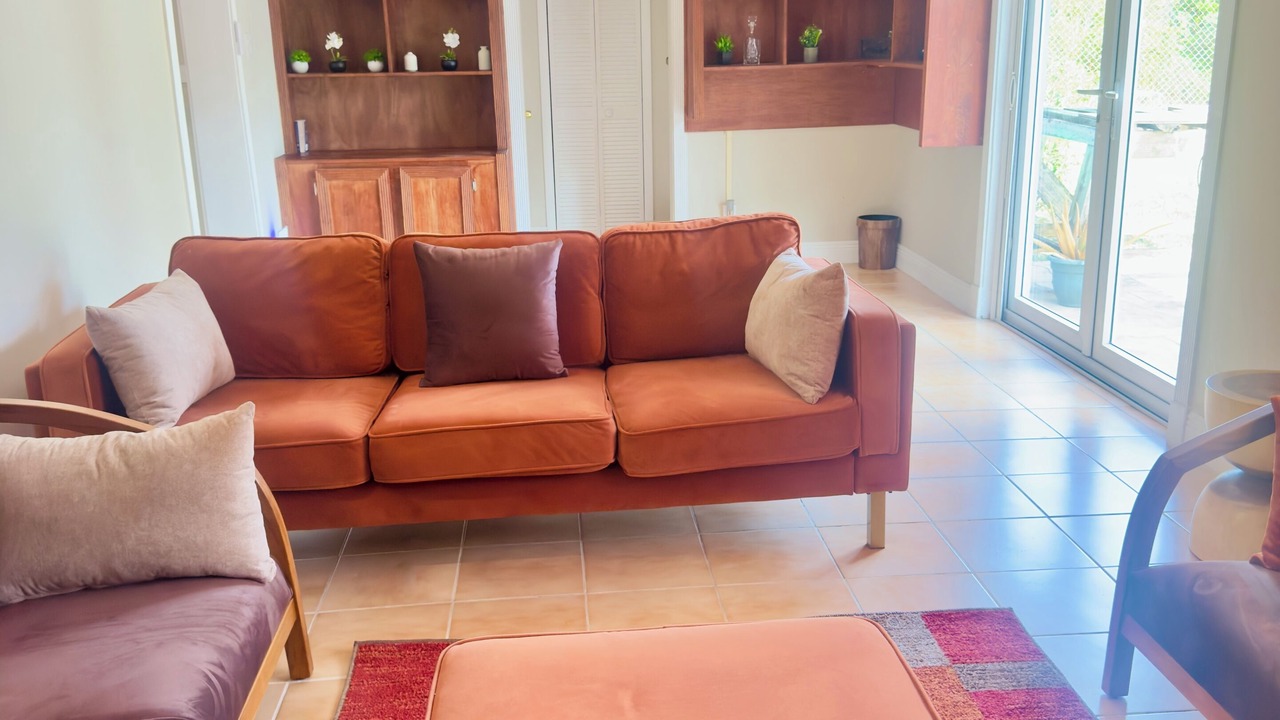 Photo of Livingroom in Bahamia West
