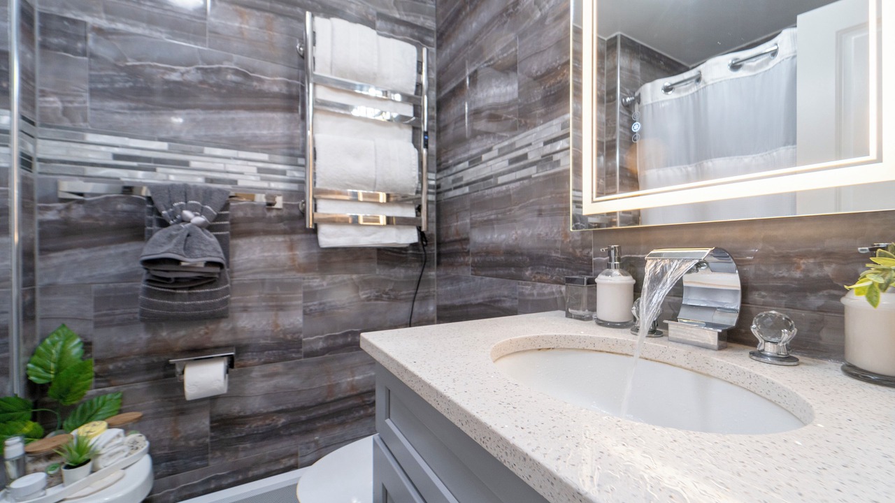 Photo of Bathroom in Canarsie