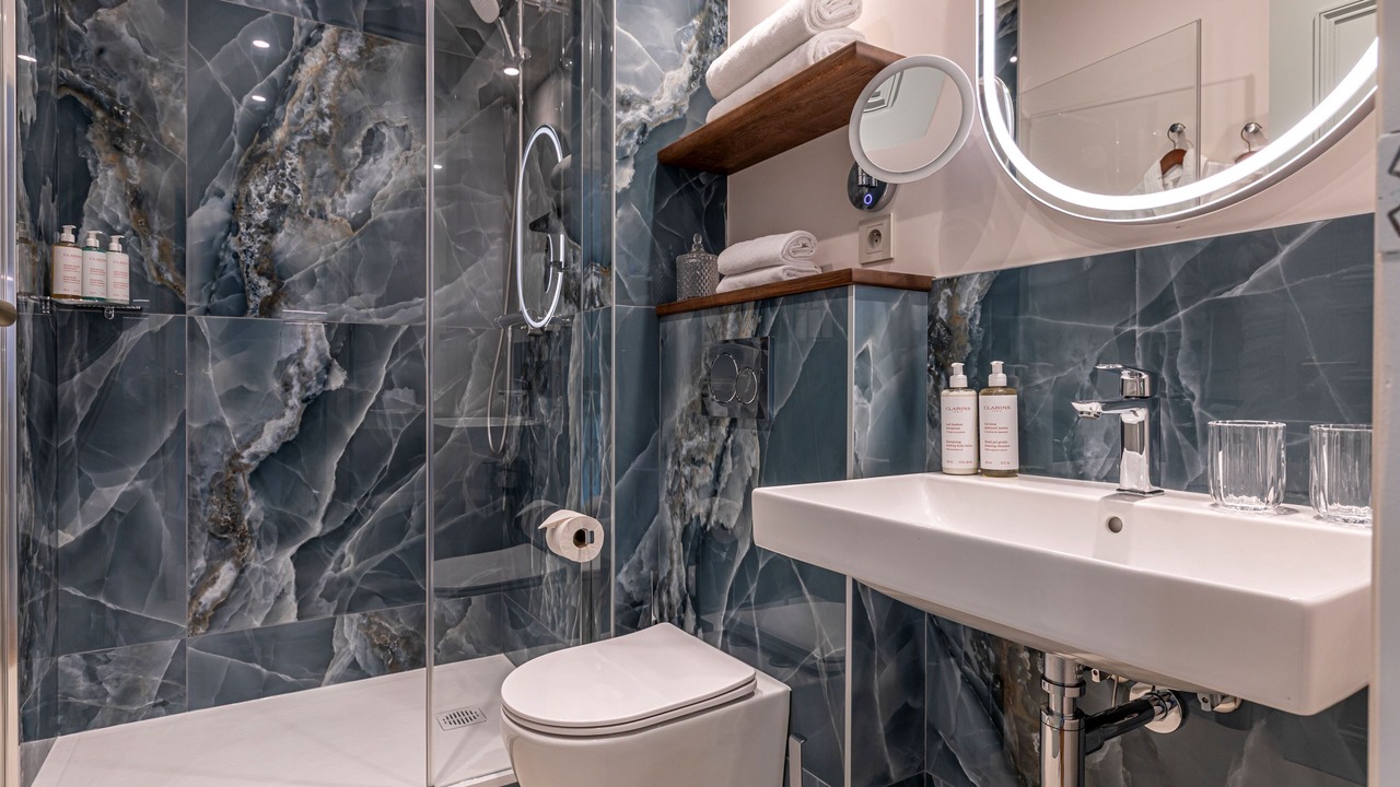 Photo of Bathroom in Quartier de Rochechouart