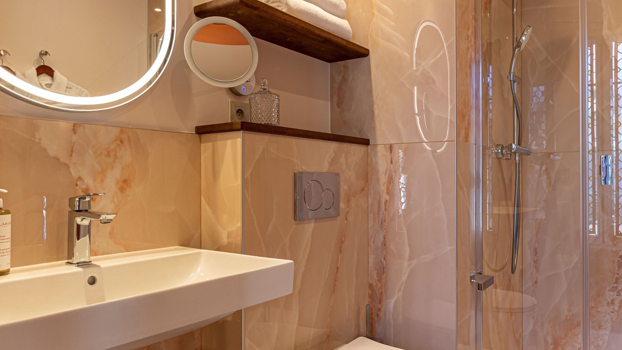 Photo of Bathroom in Quartier de Rochechouart