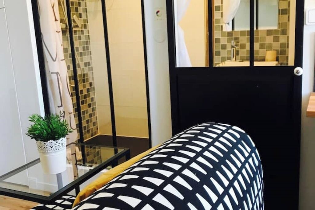 Photo of Bathroom in Quartier de la Goutte-d'Or