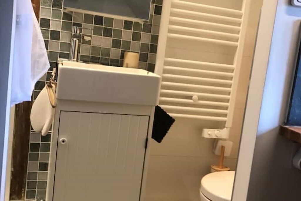 Photo of Bathroom in Quartier de la Goutte-d'Or