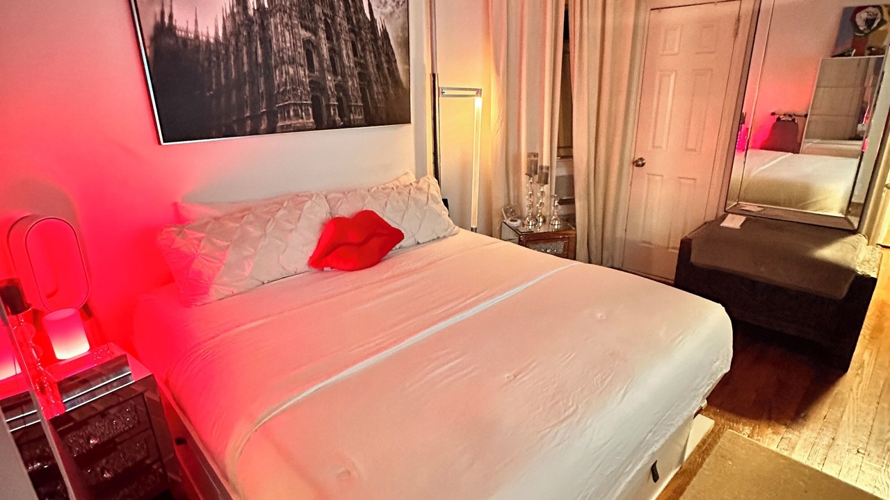 Photo of Bedroom in Tudor City