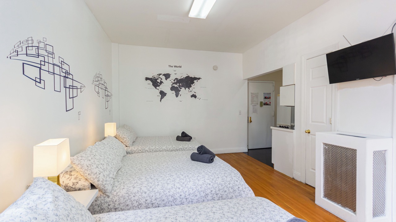 Photo of Bedroom in Koreatown