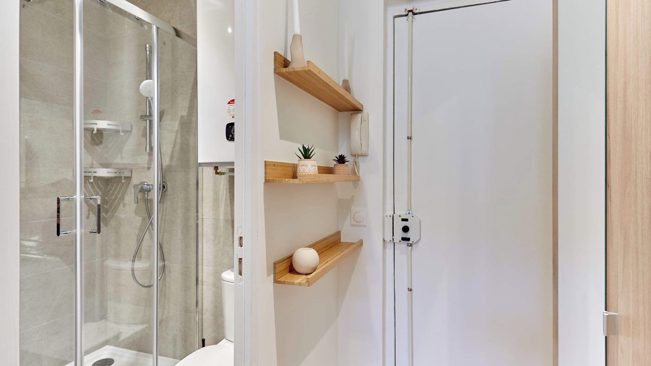 Photo of Bathroom in Croulebarbe