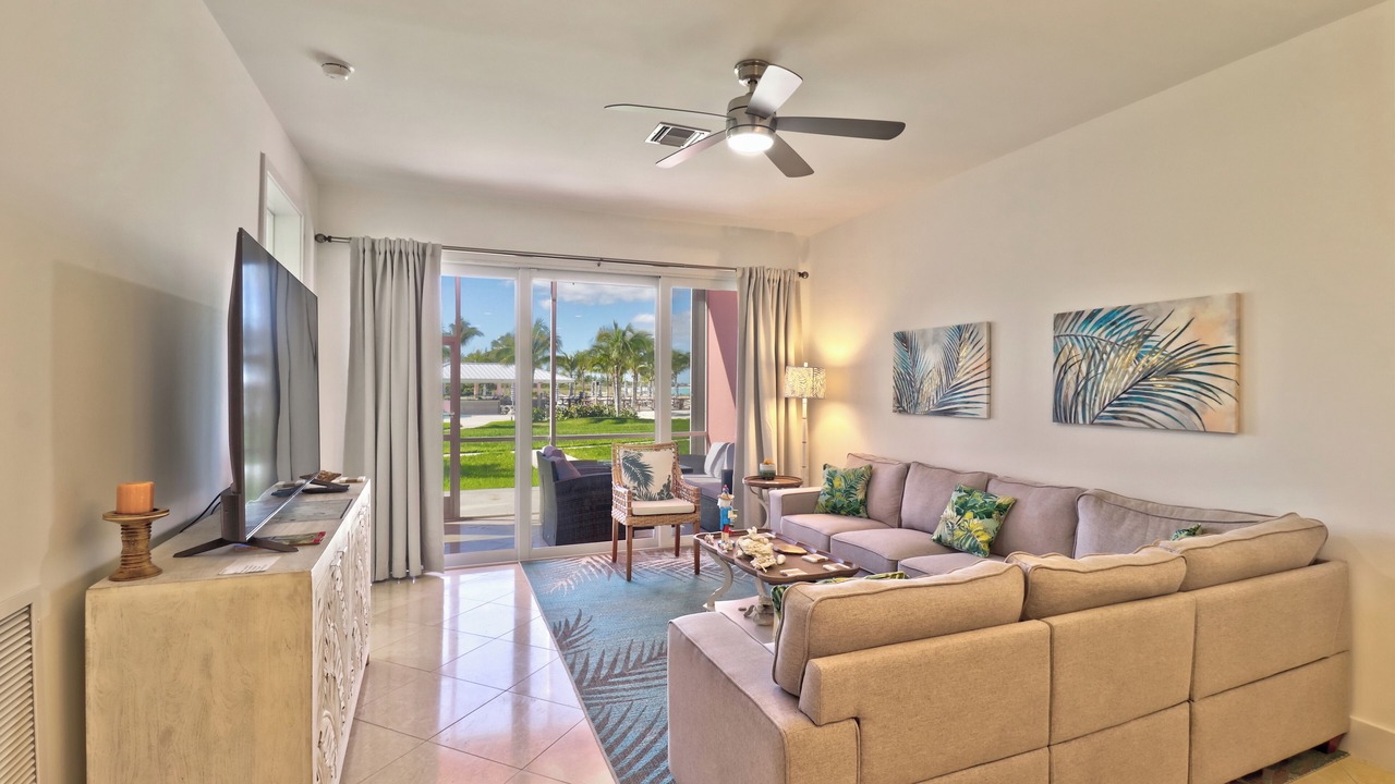 Photo of Livingroom in Treasure Cay