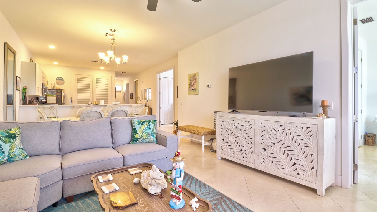 Photo of Livingroom in Treasure Cay