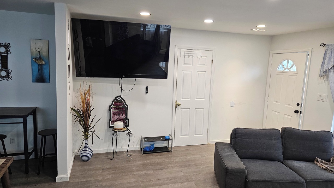 Photo of Livingroom in East New York