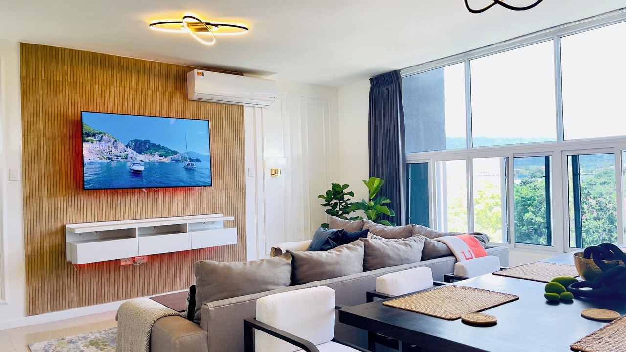Photo of Livingroom in Eastwood Park