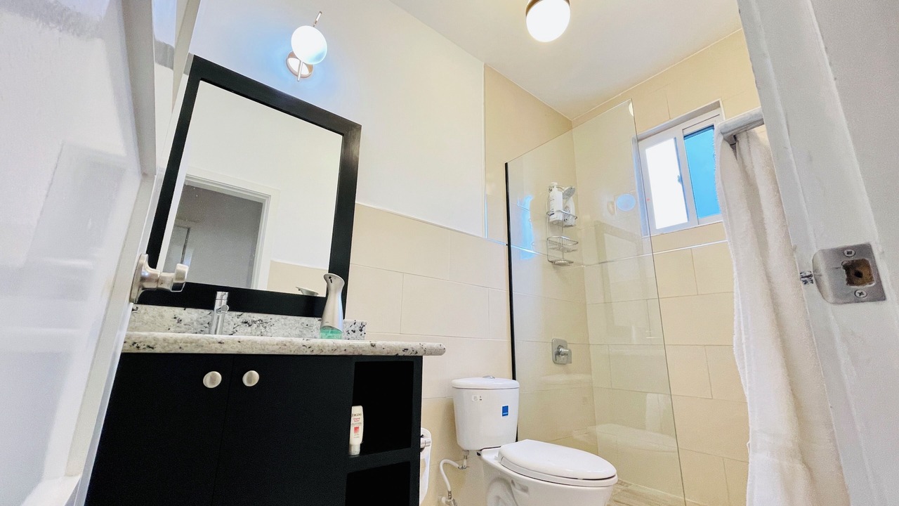 Photo of Bathroom in Eastwood Park