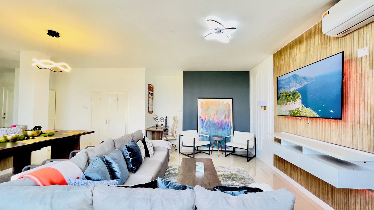 Photo of Livingroom in Eastwood Park