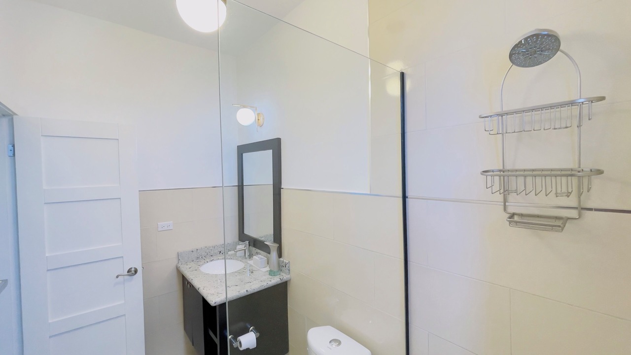 Photo of Bathroom in Eastwood Park