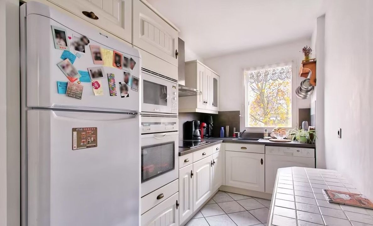 Photo of Kitchen in Front de Lac