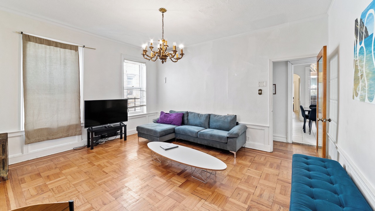 Photo of Livingroom in Crown Heights