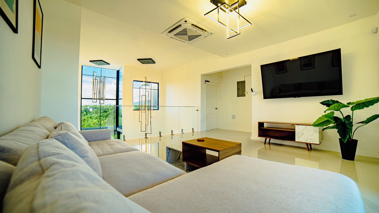 Photo of Livingroom in Belmont