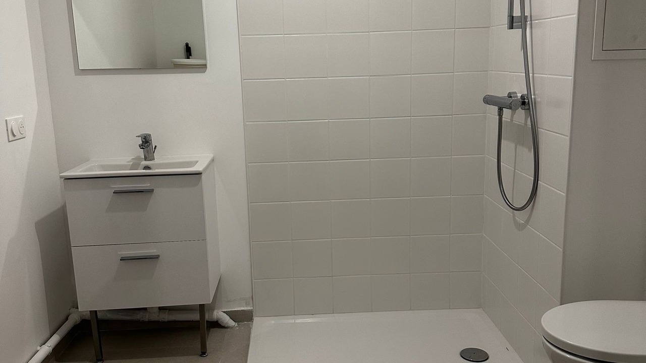 Photo of Bathroom in Alfortville