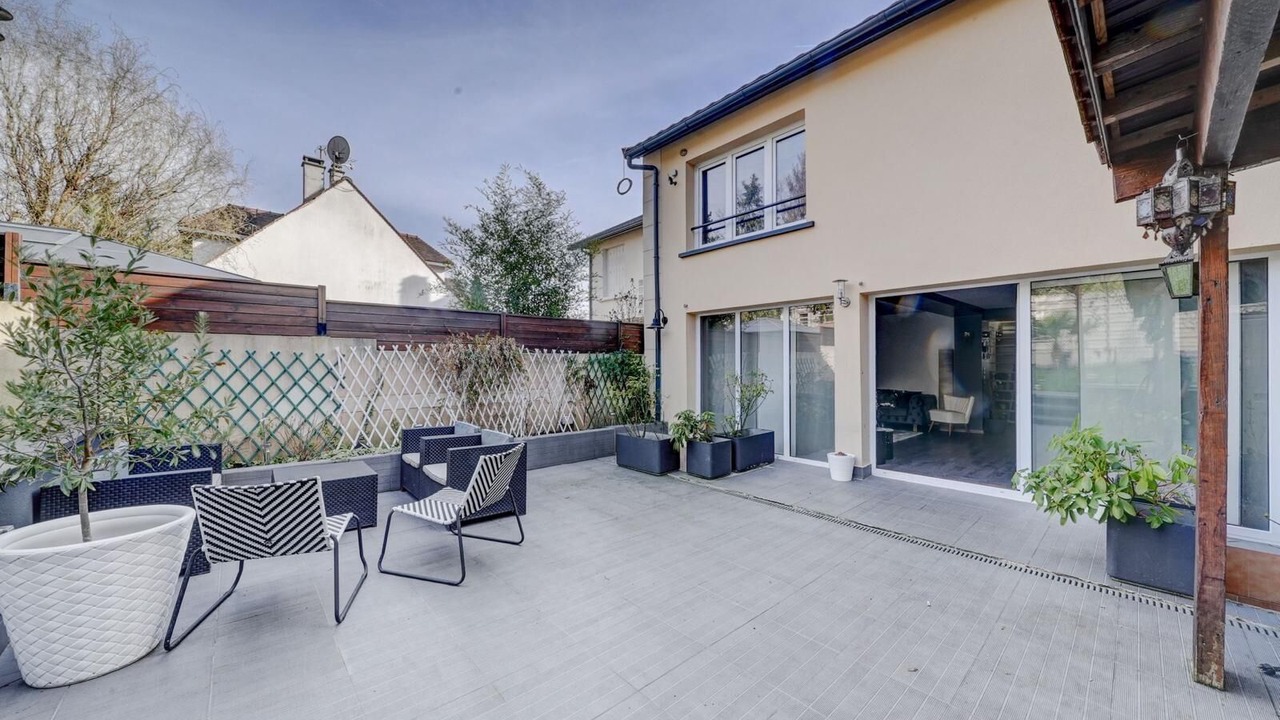 Photo of Patio Balcony in Rosny-sous-Bois