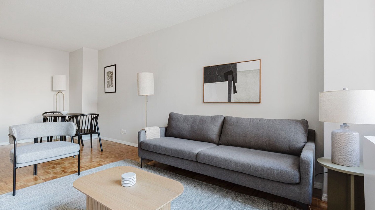 Photo of Livingroom in Tudor City