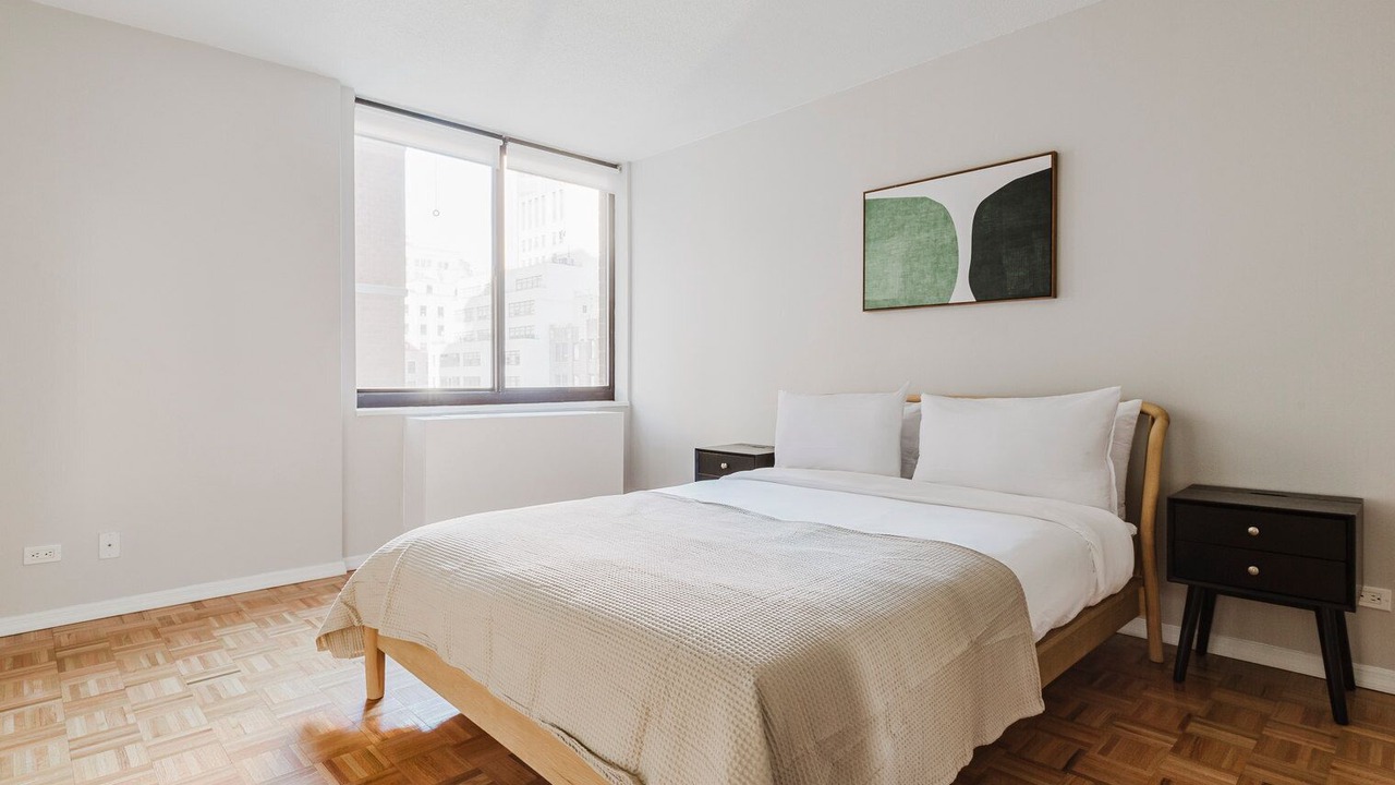 Photo of Bedroom in Tudor City
