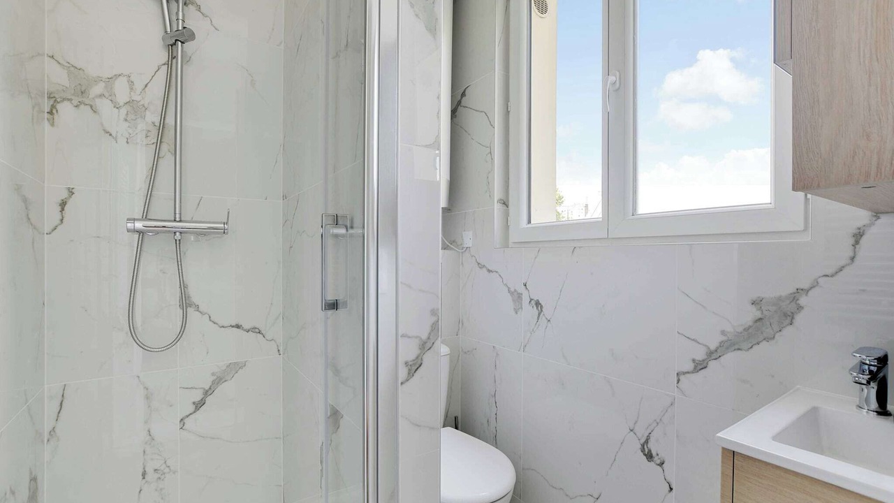 Photo of Bathroom in Petit-Ivry