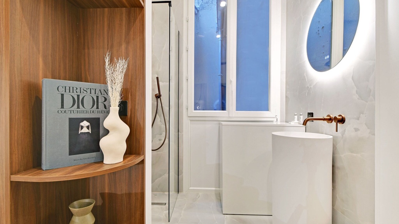 Photo of Bathroom in Quartier de Rochechouart